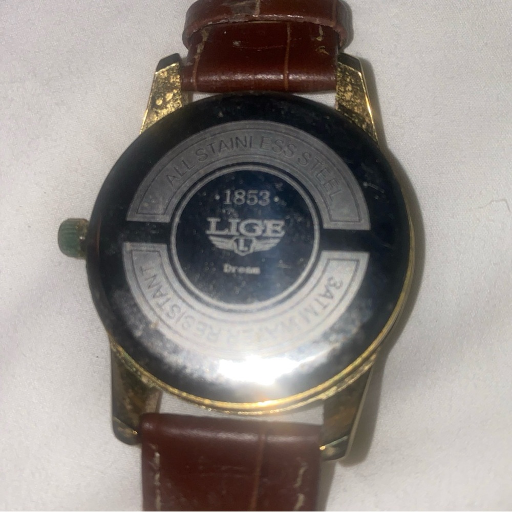 Gold and Brown Men's Watch - Picture 2 of 3